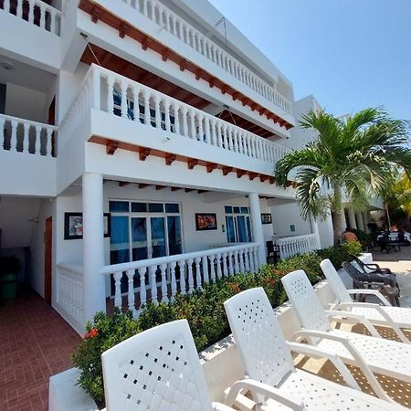 Hotel 3 Banderas Manzanillo Del Mar Cartagena Exteriör bild