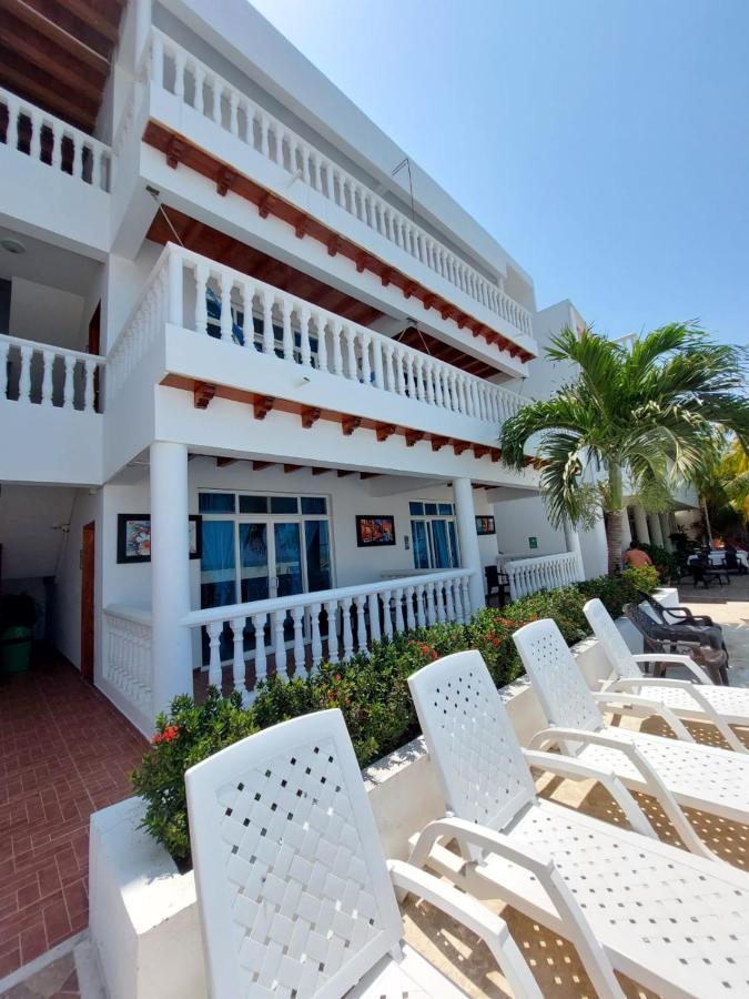 Hotel 3 Banderas Manzanillo Del Mar Cartagena Exteriör bild